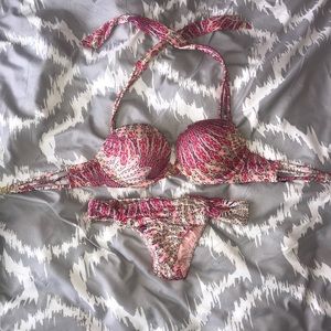 VS bombshell bikini set